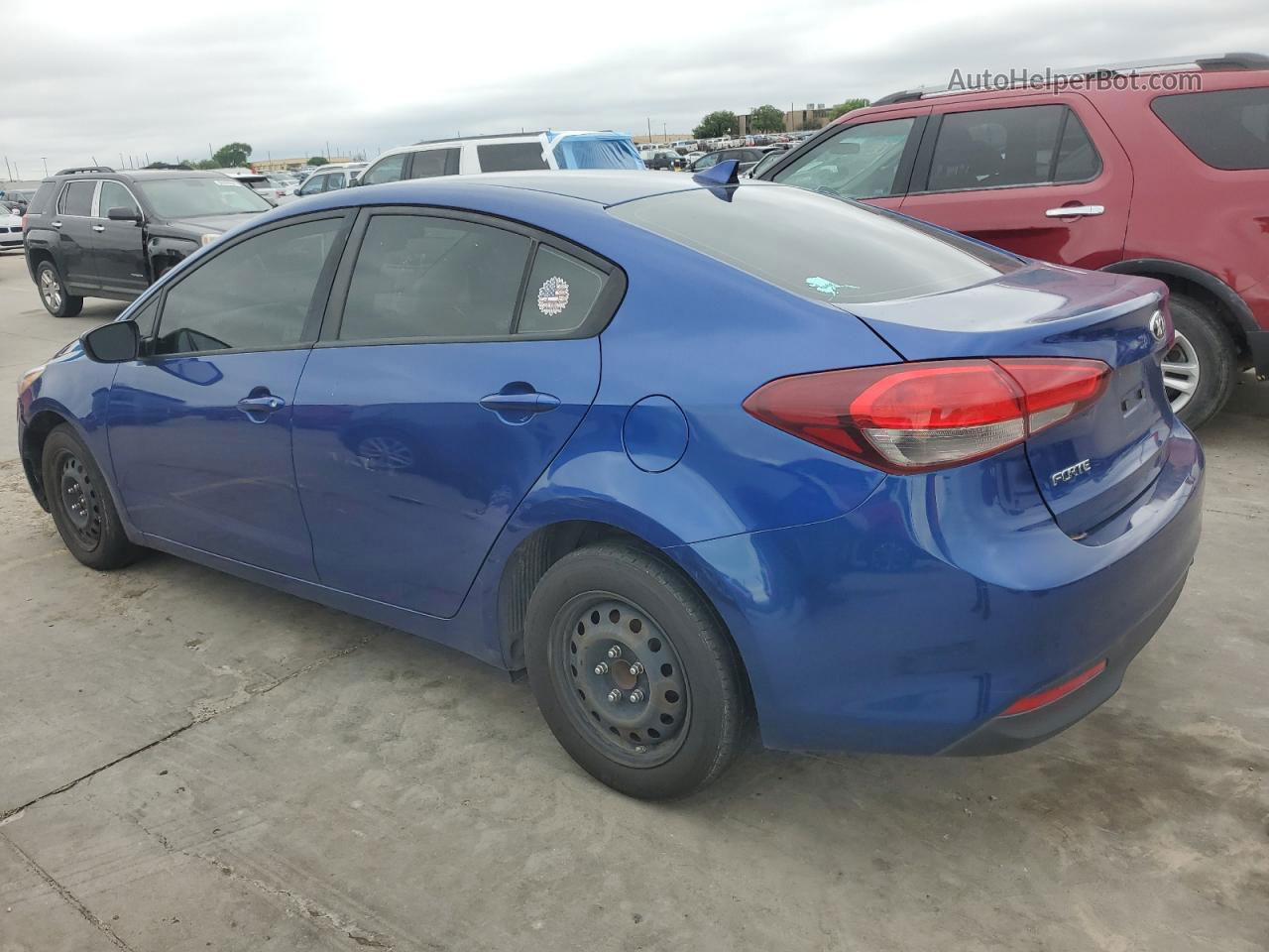 2017 Kia Forte Lx Blue vin: 3KPFL4A79HE112013