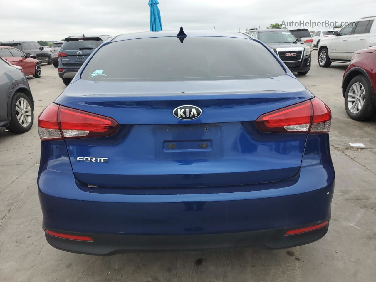 2017 Kia Forte Lx Blue vin: 3KPFL4A79HE112013