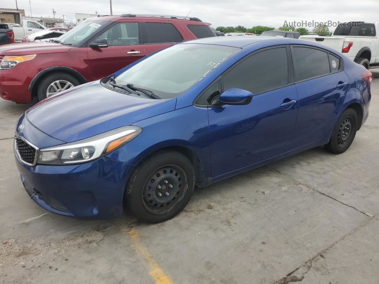 2017 Kia Forte Lx Blue vin: 3KPFL4A79HE112013