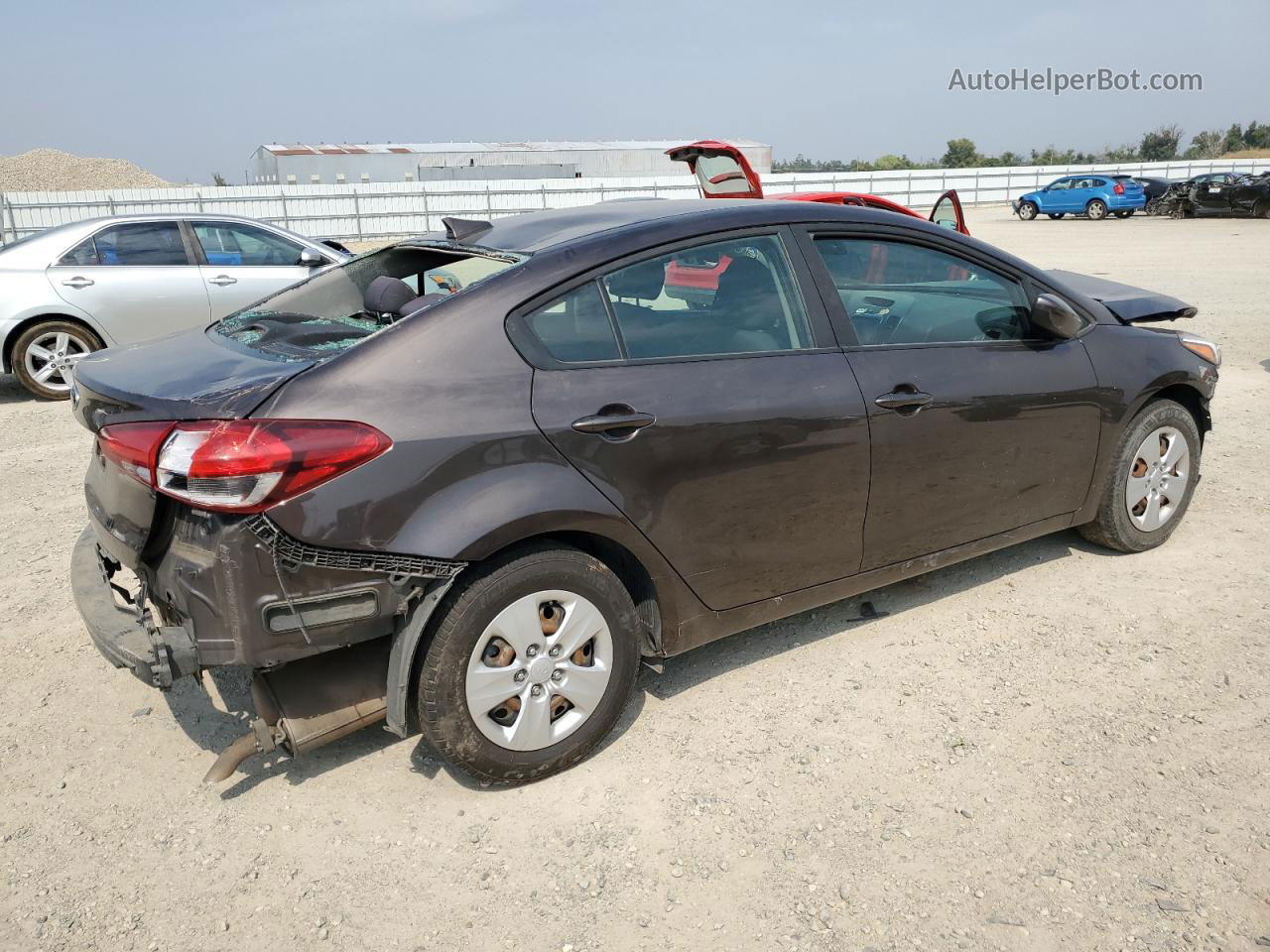 2018 Kia Forte Lx Brown vin: 3KPFL4A79JE199014