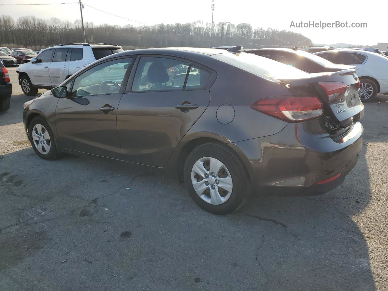 2018 Kia Forte Lx Brown vin: 3KPFL4A79JE212408