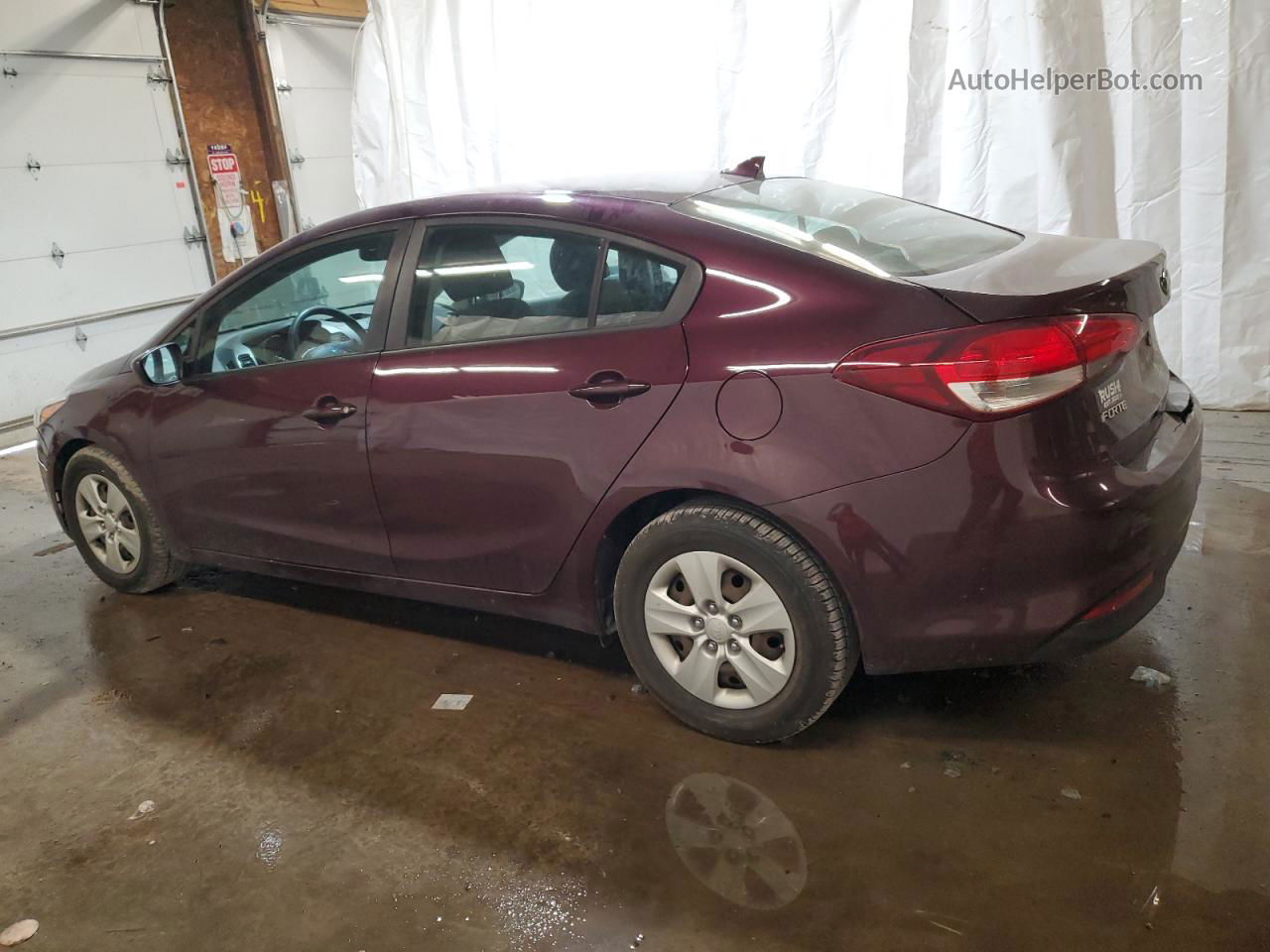 2017 Kia Forte Lx Purple vin: 3KPFL4A7XHE011708