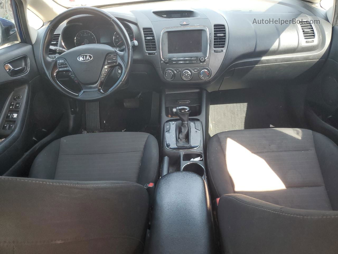 2017 Kia Forte Lx Синий vin: 3KPFL4A7XHE129225