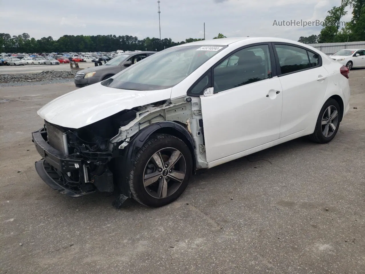 2018 Kia Forte Lx White vin: 3KPFL4A7XJE193321