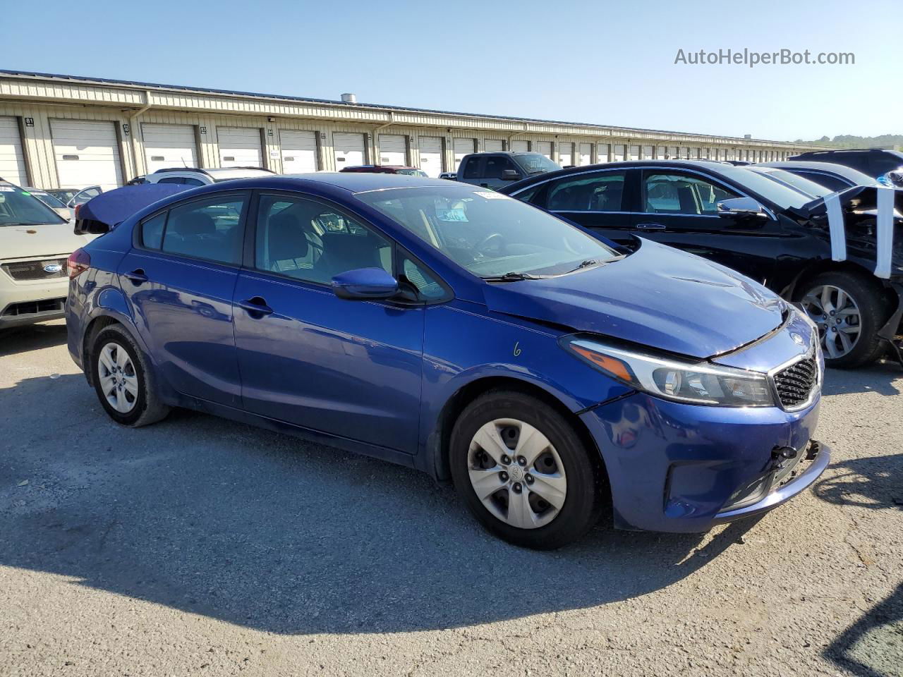 2018 Kia Forte Lx Blue vin: 3KPFL4A7XJE196414