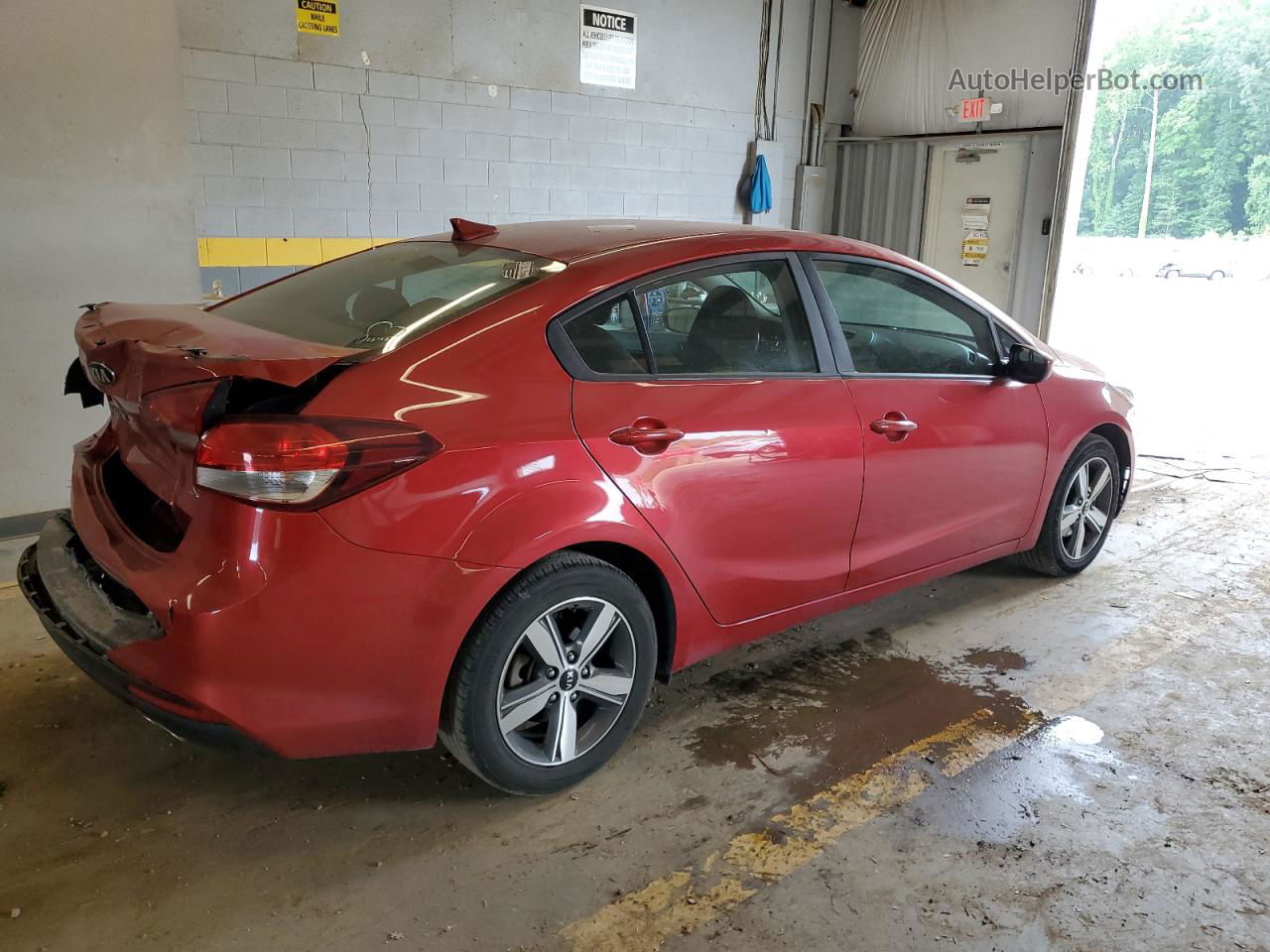 2018 Kia Forte Lx Red vin: 3KPFL4A7XJE200865