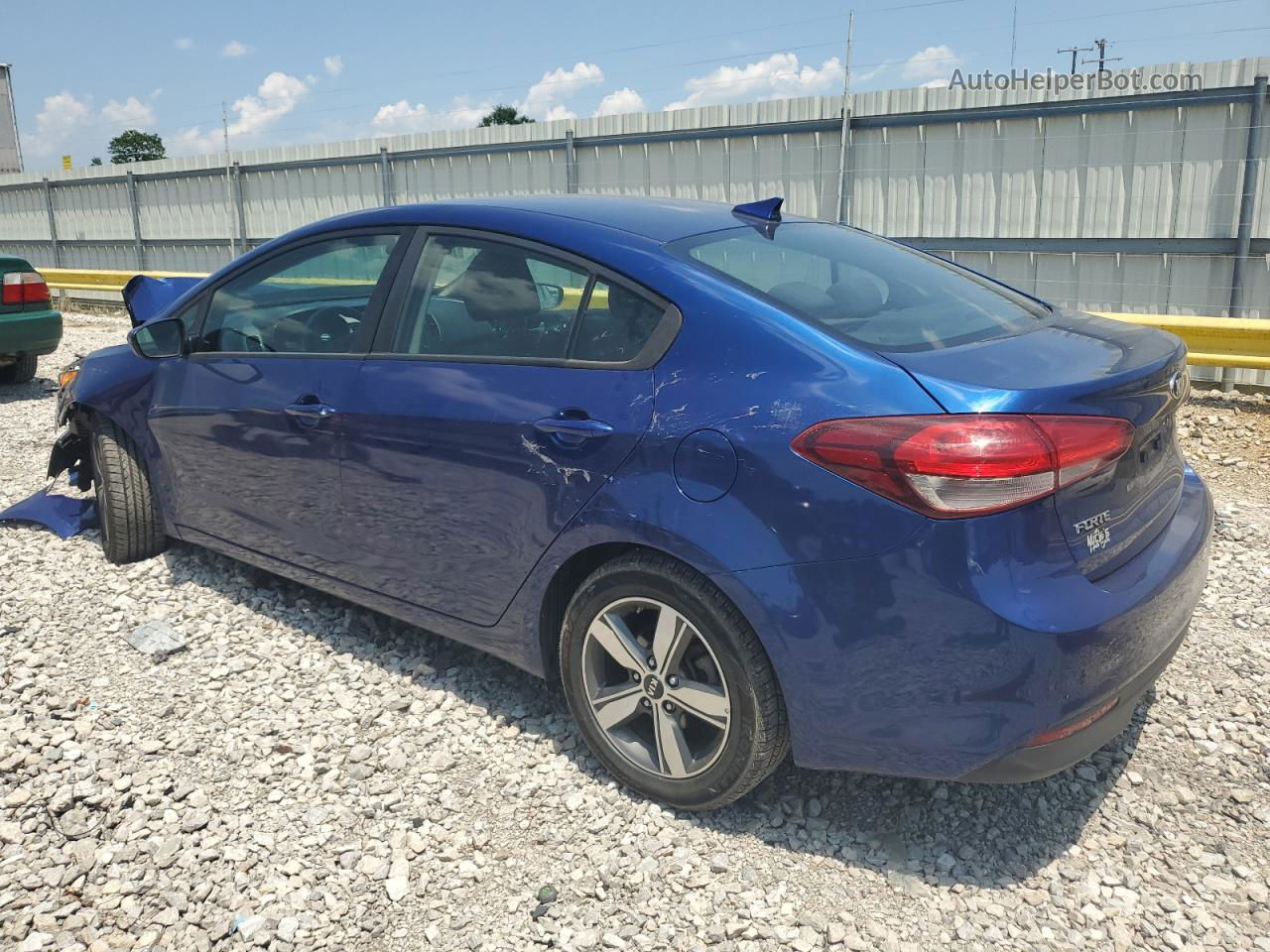 2018 Kia Forte Lx Синий vin: 3KPFL4A7XJE255252