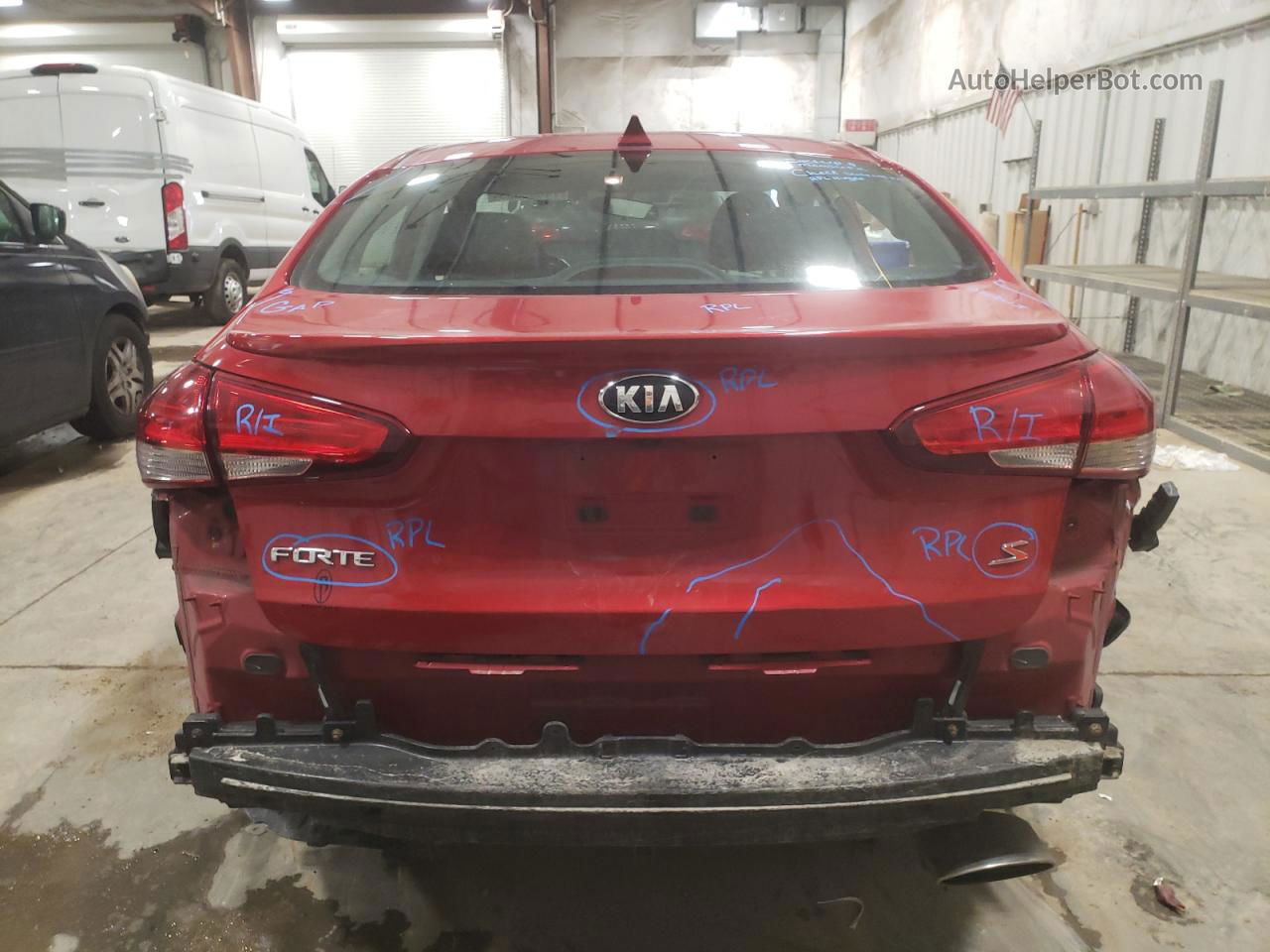 2018 Kia Forte Lx Red vin: 3KPFL4A7XJE255574