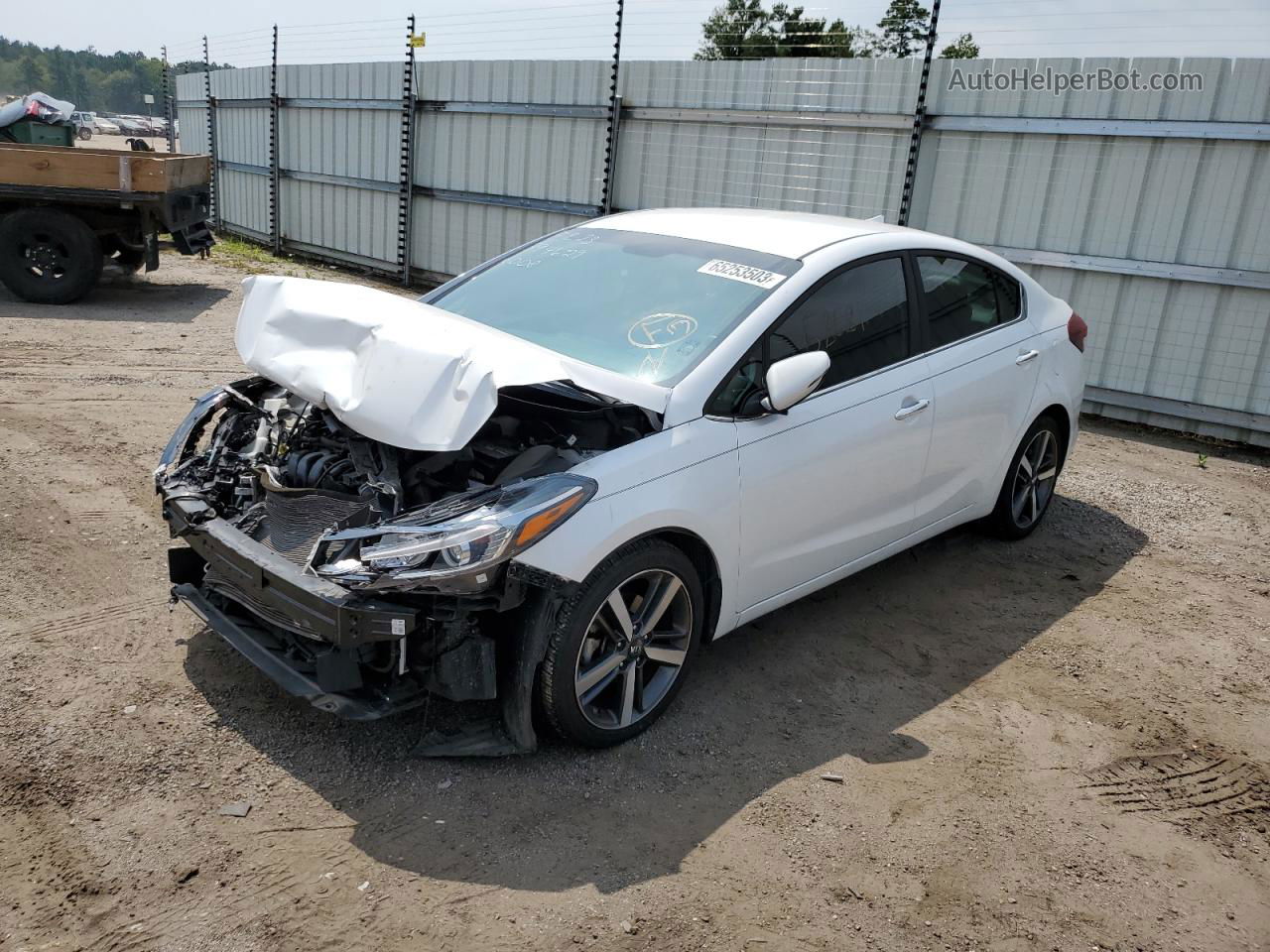 2018 Kia Forte Ex Белый vin: 3KPFL4A89JE196008