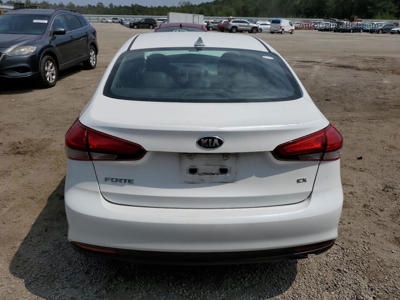 2018 Kia Forte Ex Белый vin: 3KPFL4A89JE196008