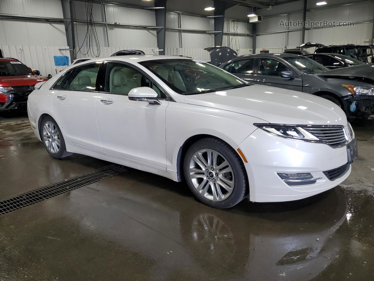 2014 Lincoln Mkz  White vin: 3LN6L2G90ER819935