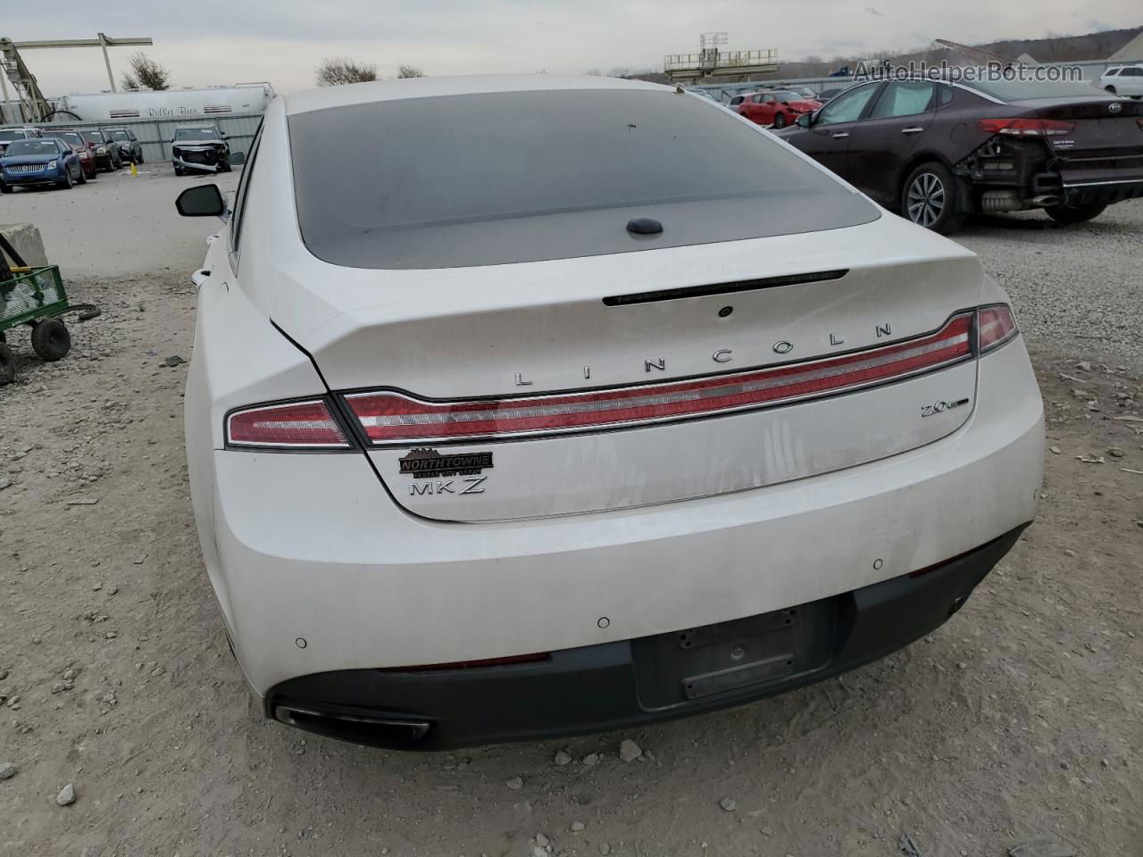 2014 Lincoln Mkz  White vin: 3LN6L2G91ER818423