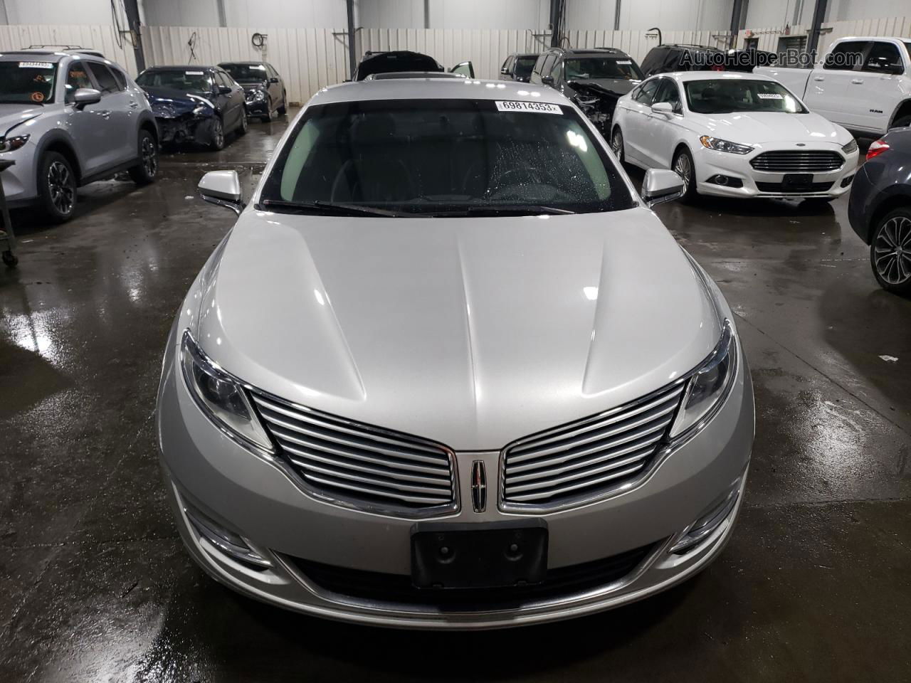 2014 Lincoln Mkz  Silver vin: 3LN6L2G92ER827356