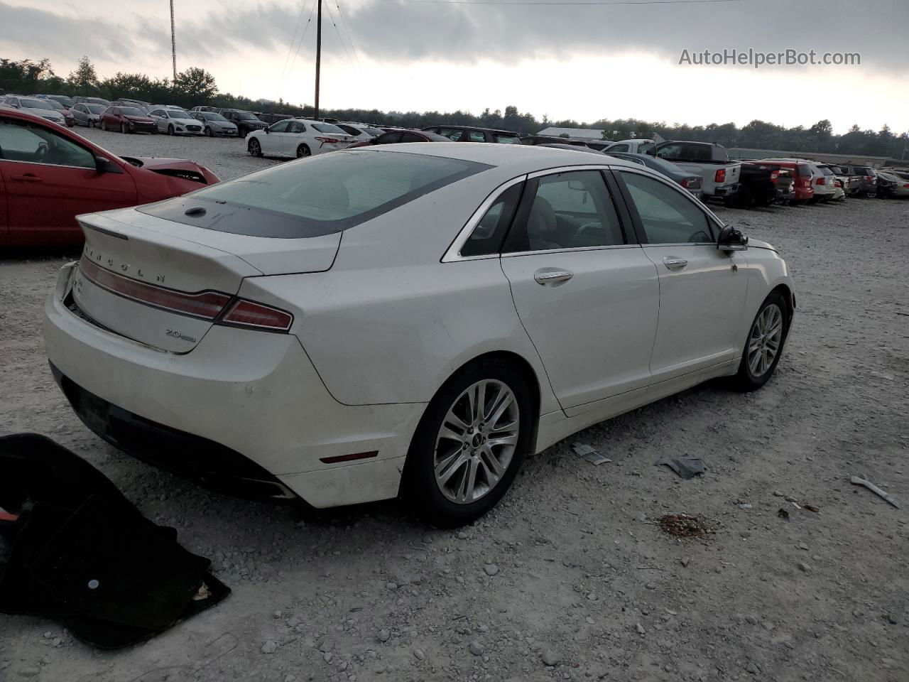 2014 Lincoln Mkz  White vin: 3LN6L2G93ER802336