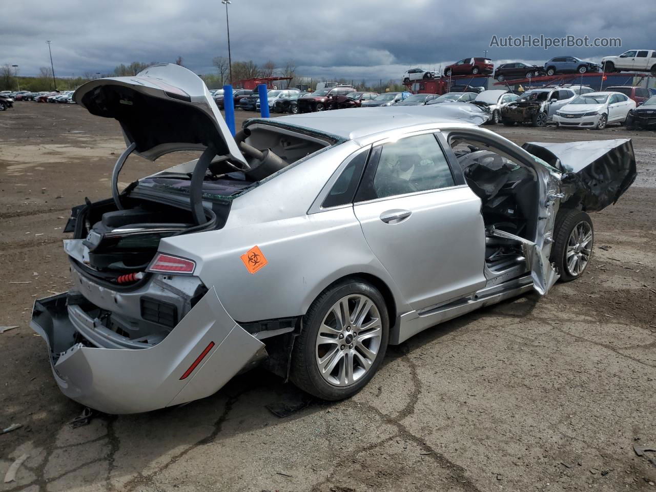 2014 Lincoln Mkz  Silver vin: 3LN6L2G94ER820196