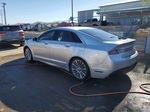 2014 Lincoln Mkz  Серебряный vin: 3LN6L2G95ER822832