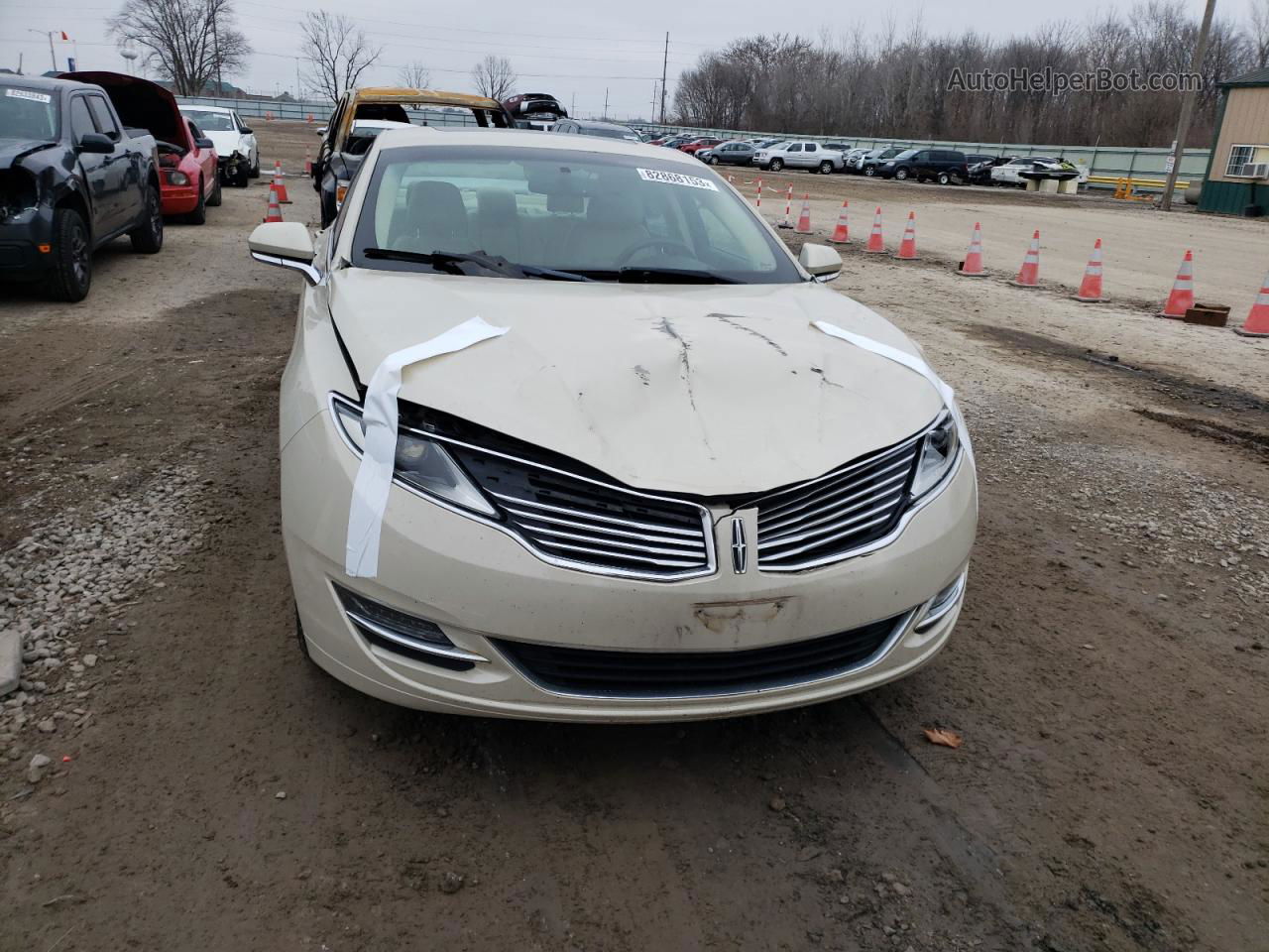 2014 Lincoln Mkz  White vin: 3LN6L2G95ER831420