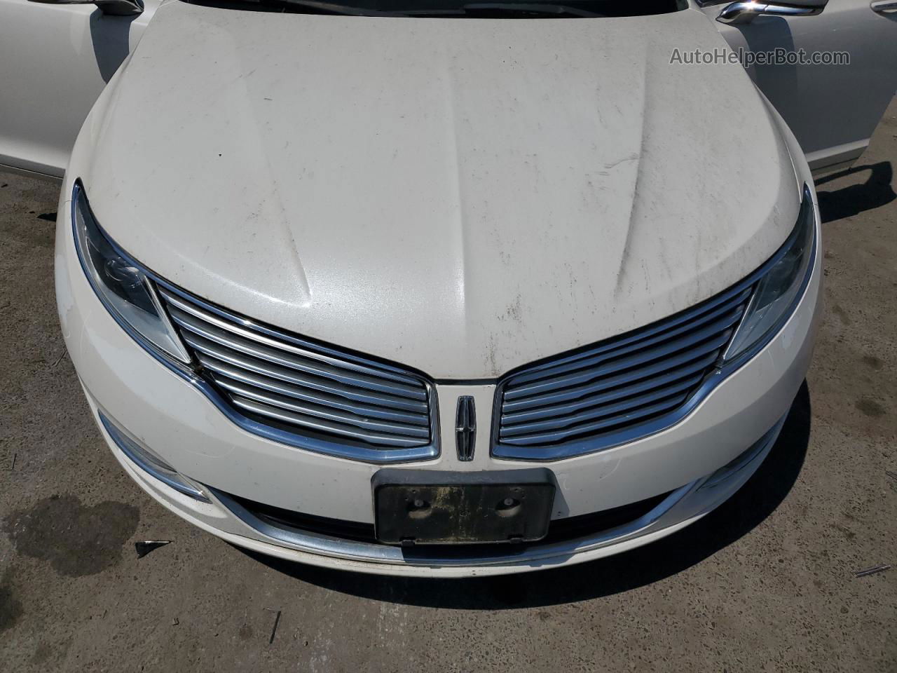 2014 Lincoln Mkz  White vin: 3LN6L2G98ER832805