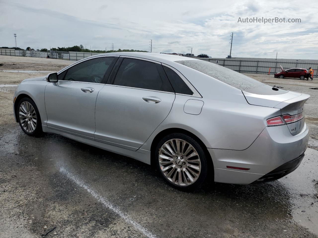 2014 Lincoln Mkz  Silver vin: 3LN6L2G99ER835387