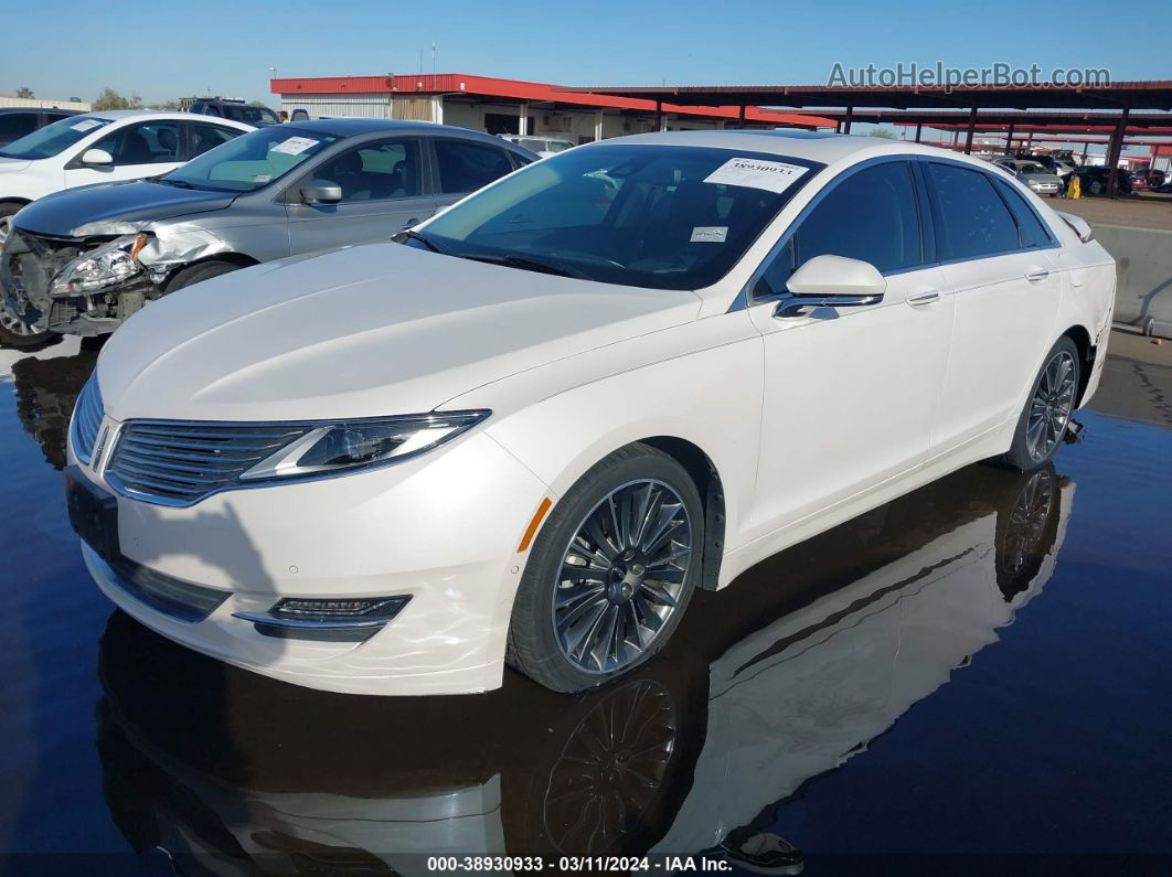 2014 Lincoln Mkz   White vin: 3LN6L2GK1ER822880