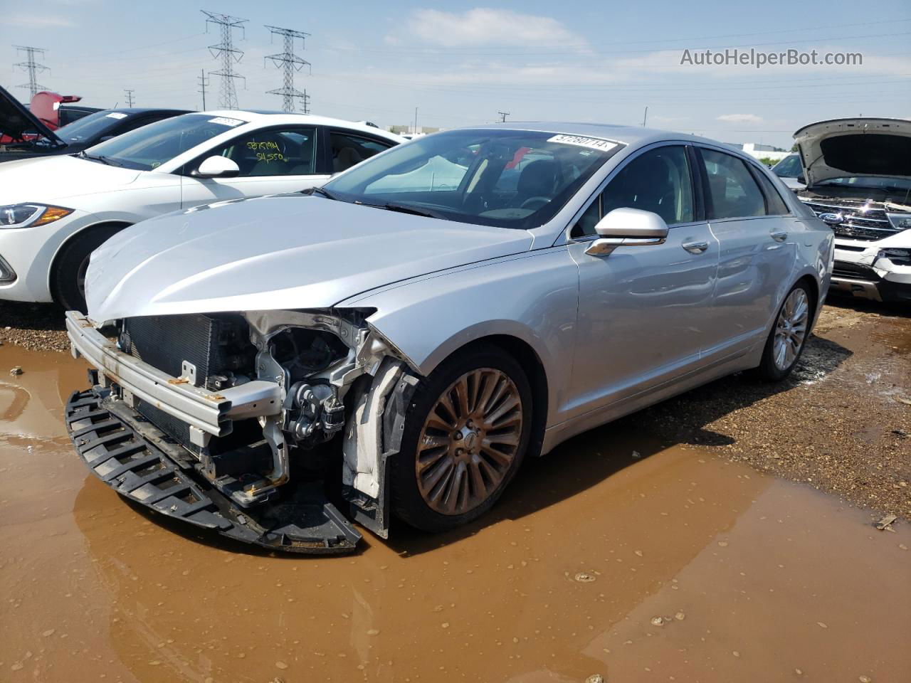 2014 Lincoln Mkz  Silver vin: 3LN6L2GK2ER802430