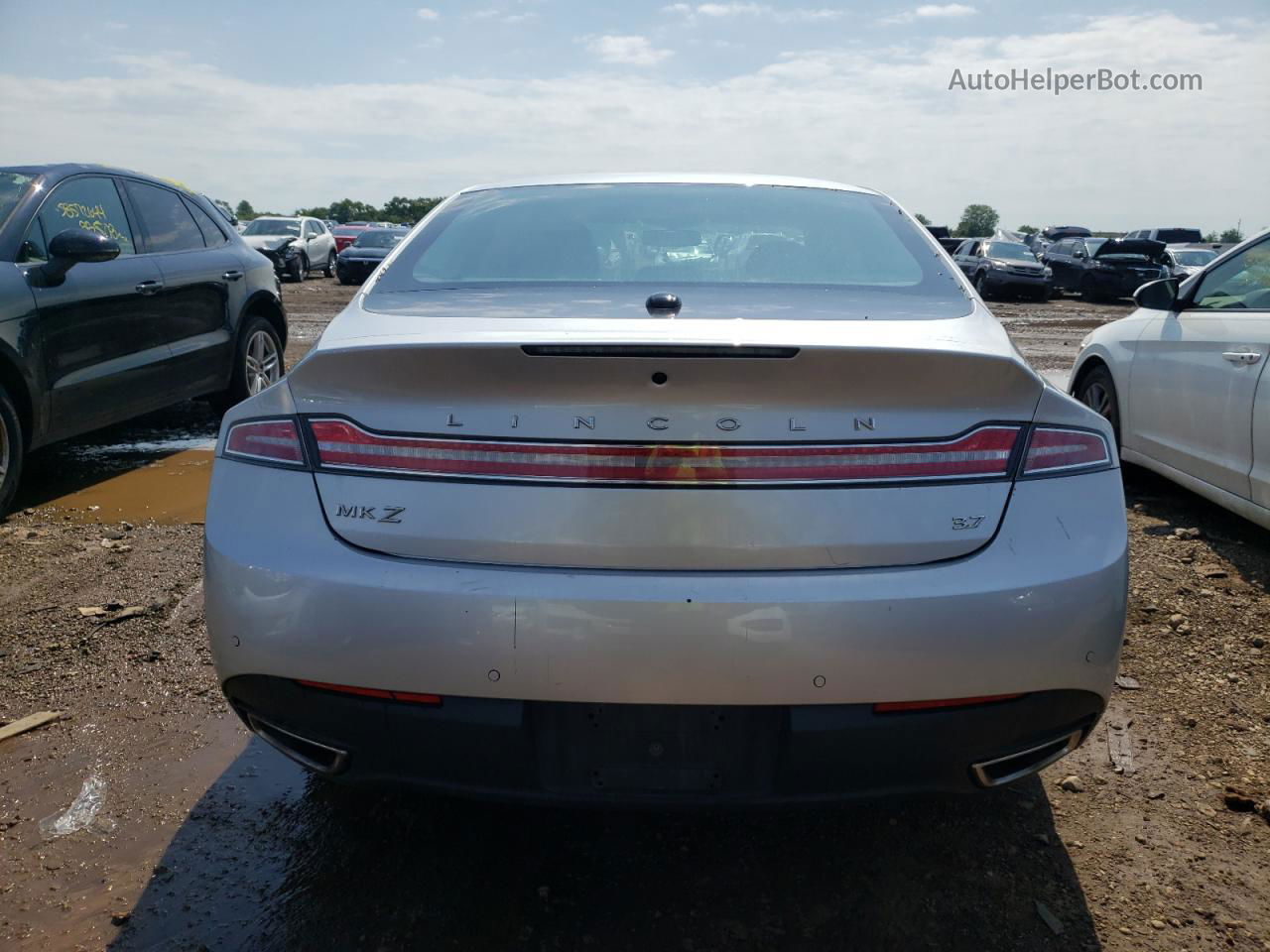 2014 Lincoln Mkz  Silver vin: 3LN6L2GK2ER802430