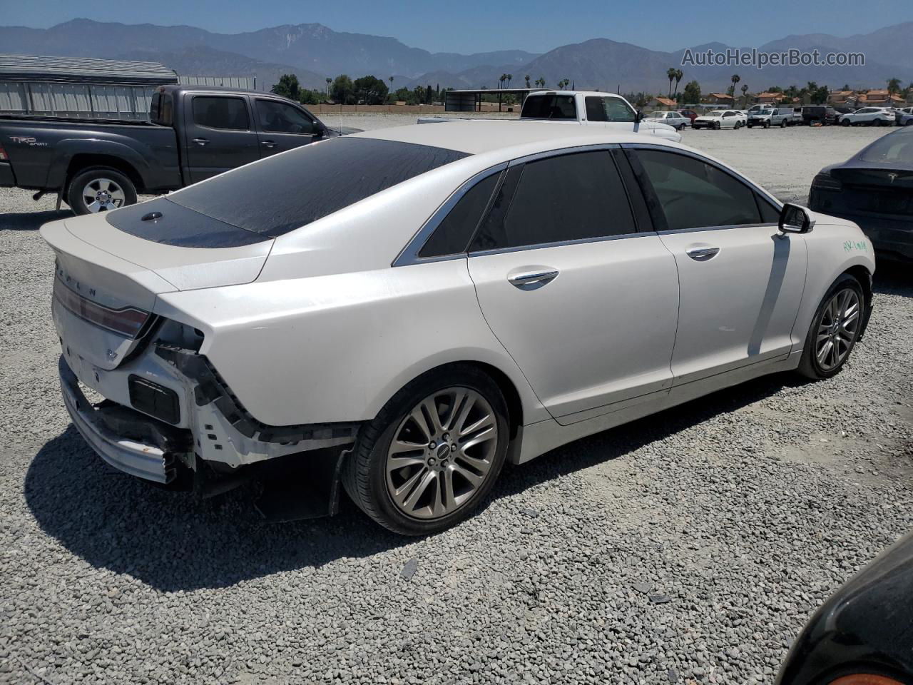 2014 Lincoln Mkz  White vin: 3LN6L2GK2ER803058