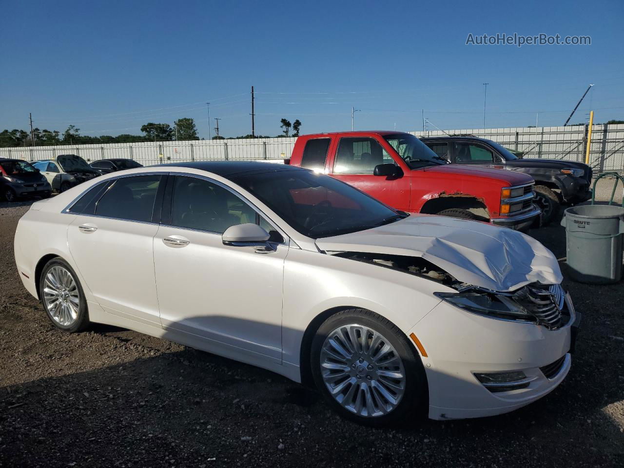 2014 Lincoln Mkz  White vin: 3LN6L2GK7ER823046