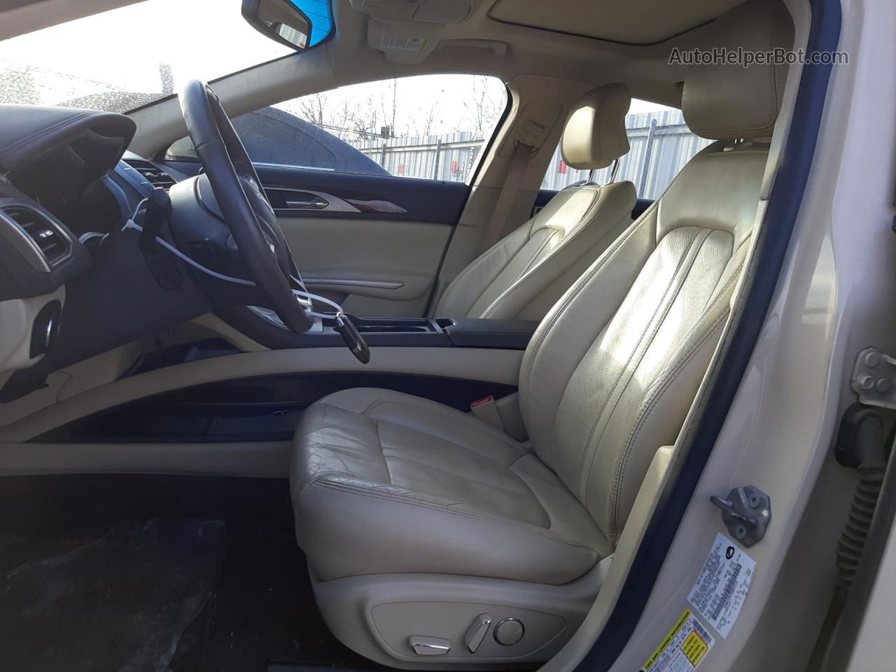 2014 Lincoln Mkz  Золотой vin: 3LN6L2J97ER832125