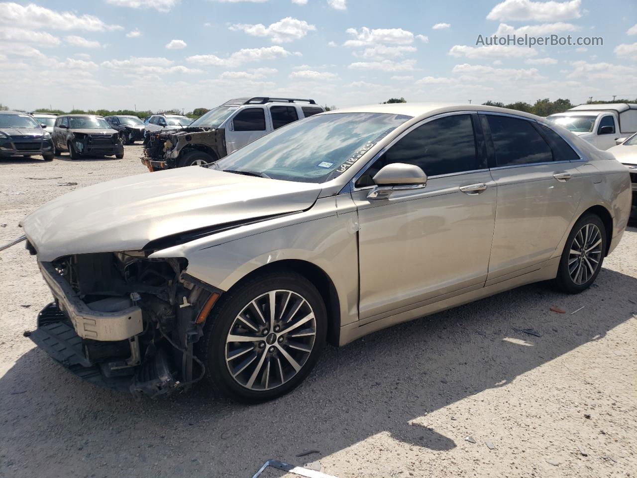 2017 Lincoln Mkz Premiere Золотой vin: 3LN6L5A99HR642512