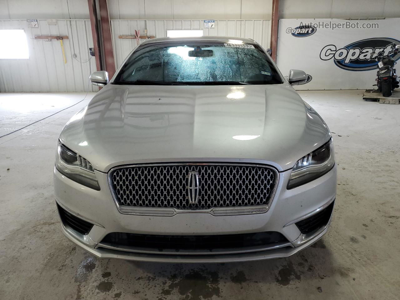 2017 Lincoln Mkz Select Серебряный vin: 3LN6L5C94HR666116