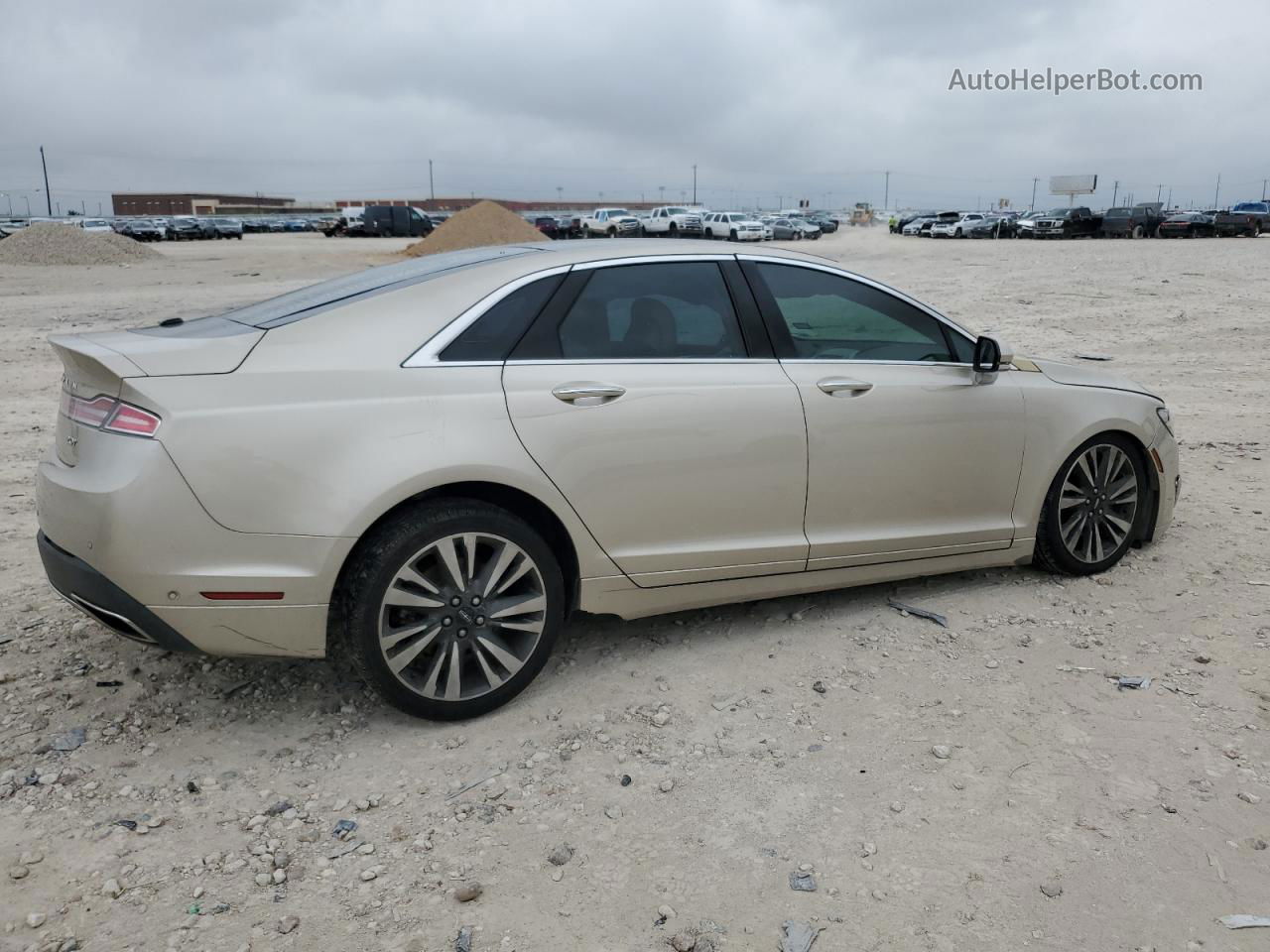 2017 Lincoln Mkz Reserve Gold vin: 3LN6L5E92HR644712