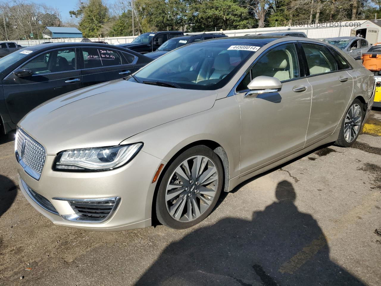 2017 Lincoln Mkz Reserve Золотой vin: 3LN6L5EC1HR619893