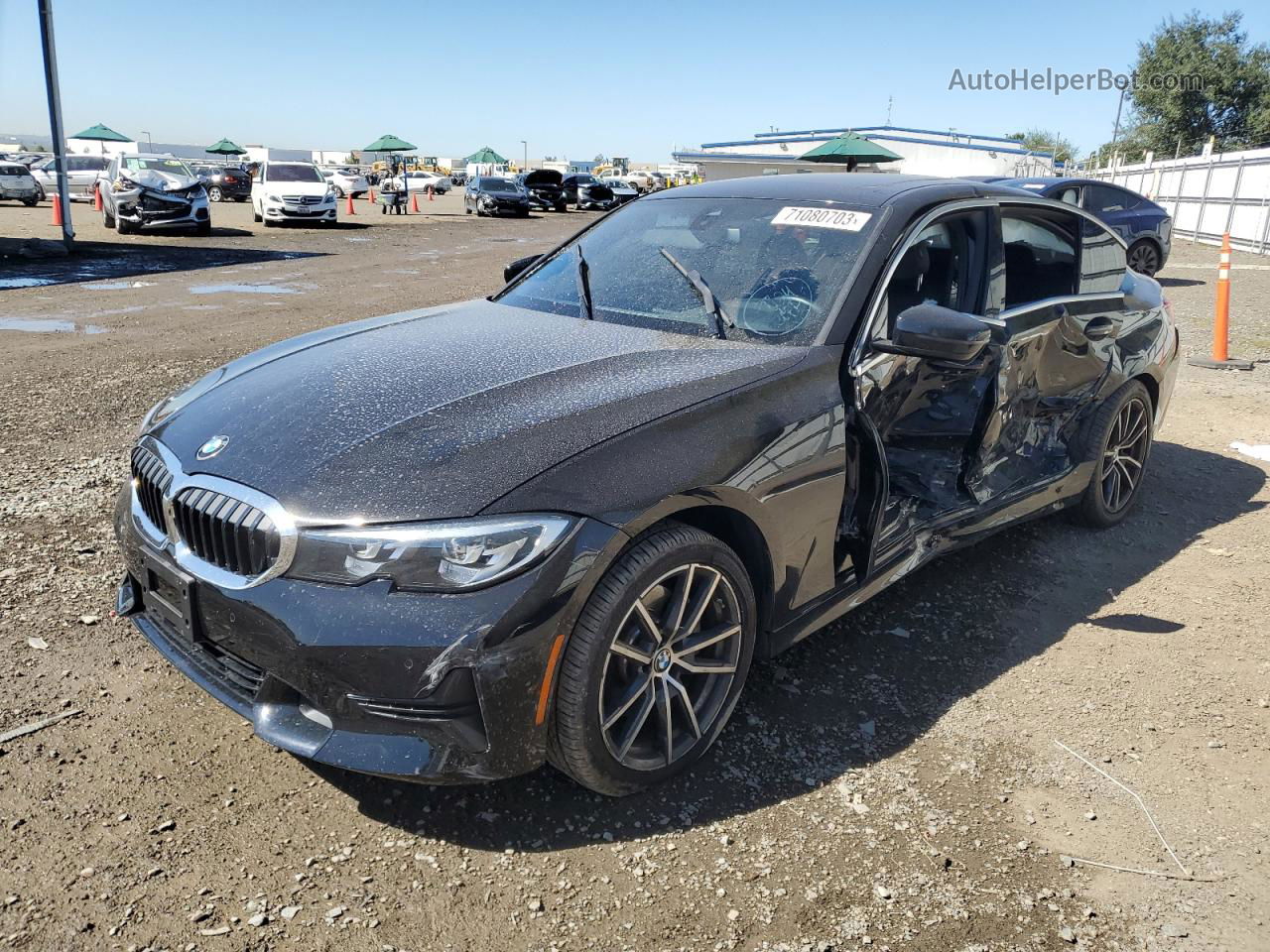 2020 Bmw 330i  Black vin: 3MW5R1J08L8B19292