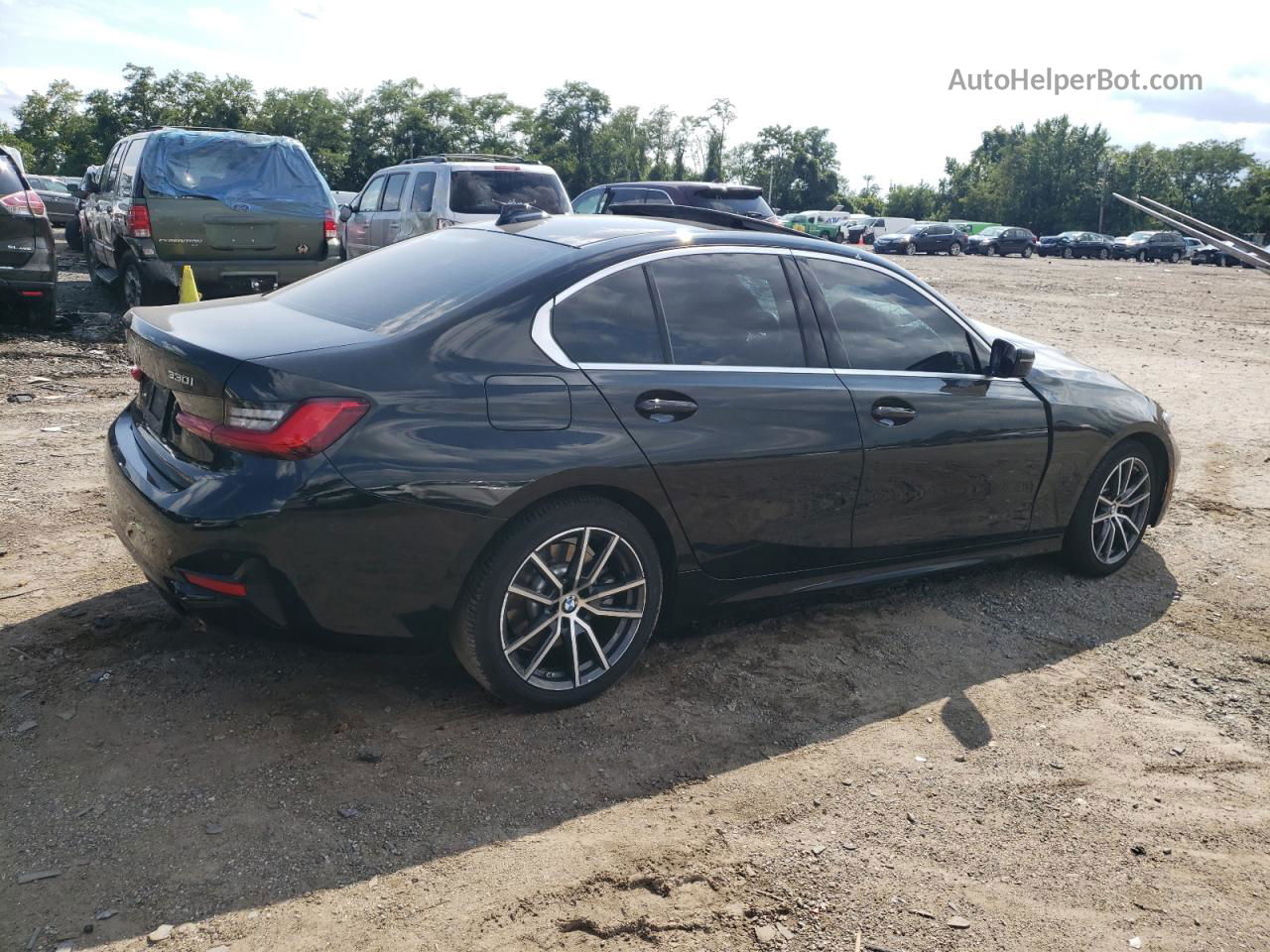 2020 Bmw 330xi  Черный vin: 3MW5R7J00L8B14347