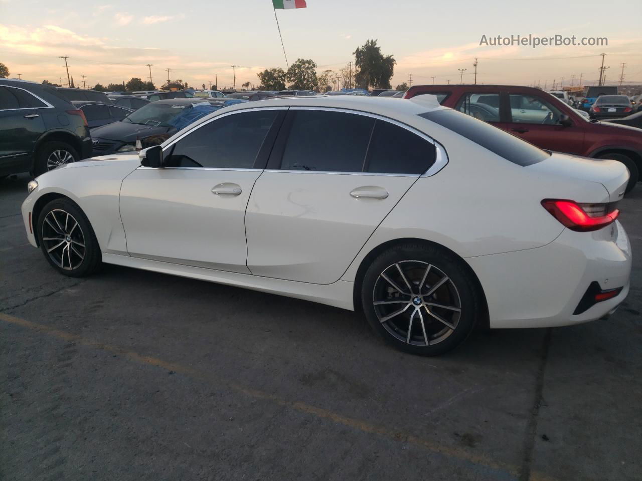 2020 Bmw 330xi  White vin: 3MW5R7J05L8B06051