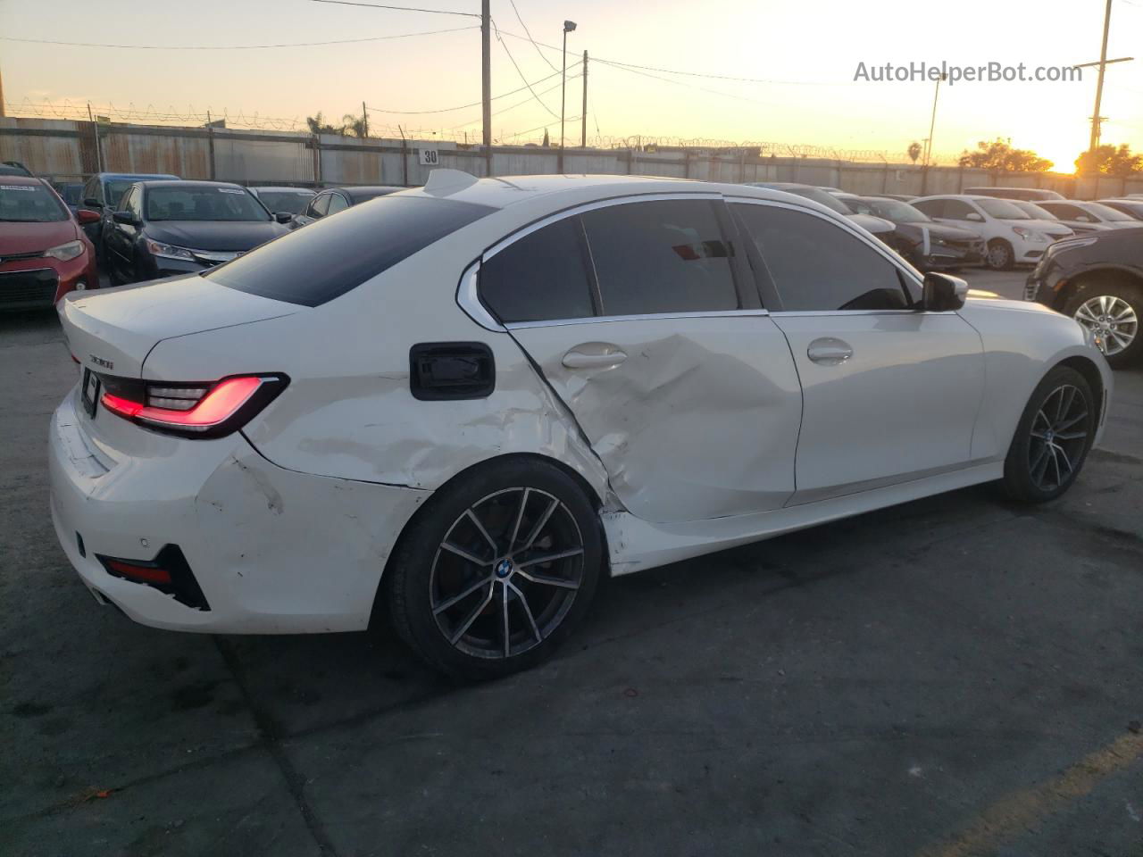 2020 Bmw 330xi  White vin: 3MW5R7J05L8B06051