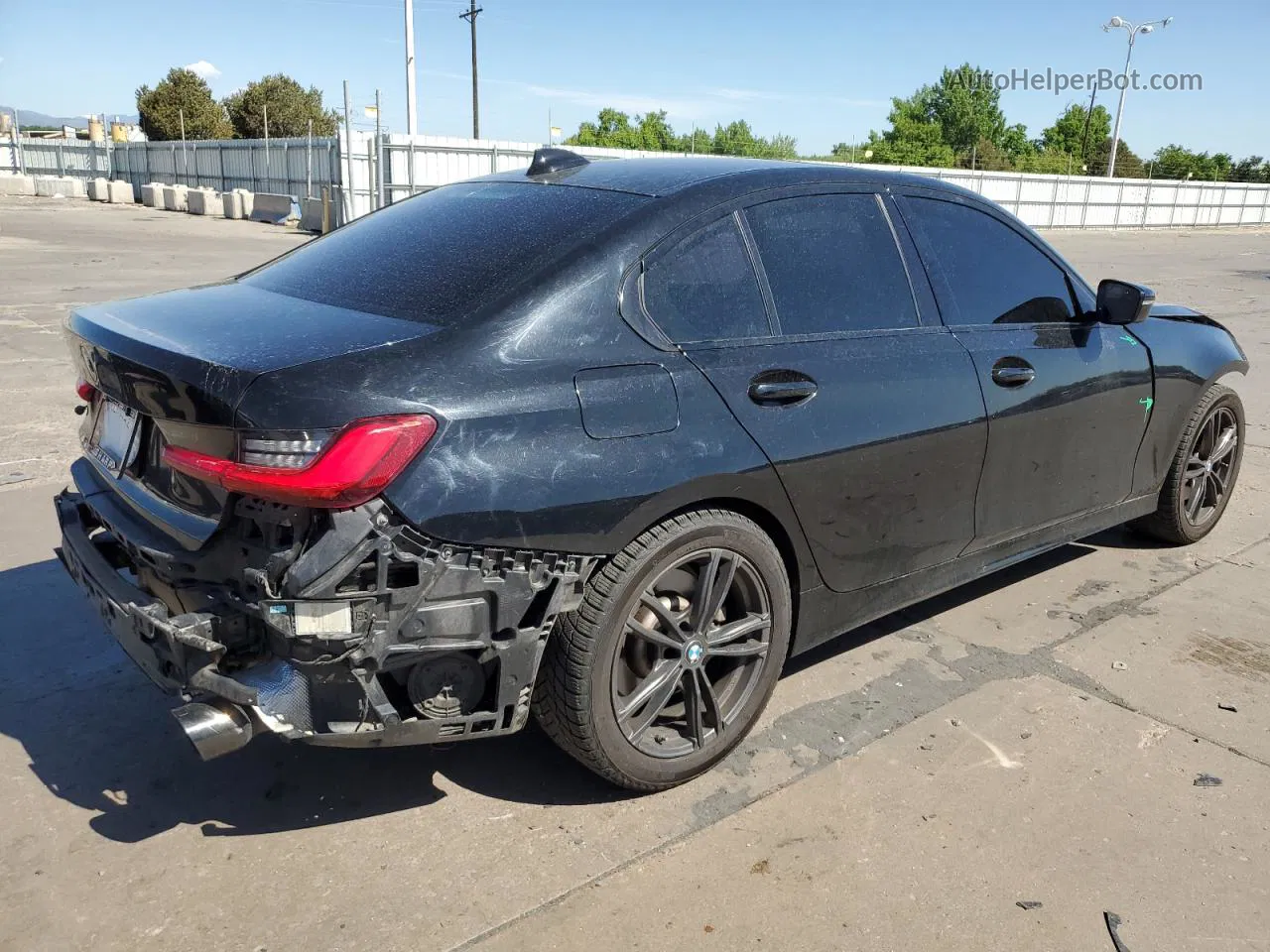 2020 Bmw 330xi  Black vin: 3MW5R7J09L8B21085