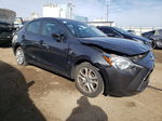 2018 Toyota Yaris Ia  Gray vin: 3MYDLBYV0JY332050