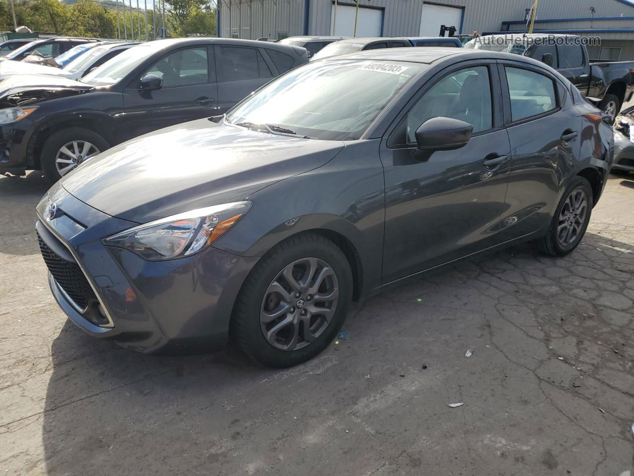 2019 Toyota Yaris L Gray vin: 3MYDLBYV0KY501338