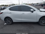 2019 Toyota Yaris  Le Белый vin: 3MYDLBYV0KY503753