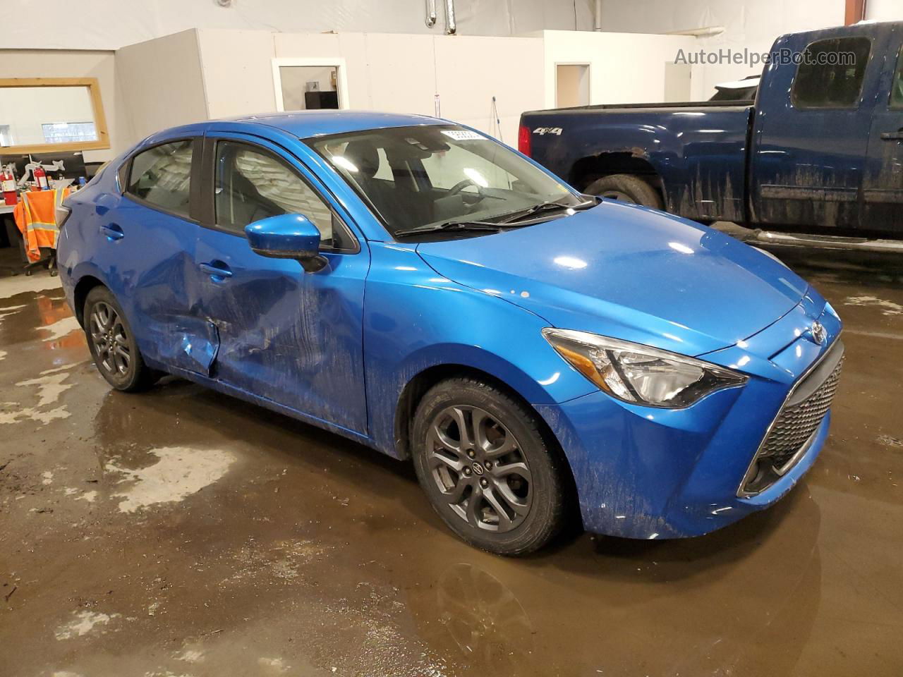 2019 Toyota Yaris L Blue vin: 3MYDLBYV0KY519368