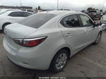 2019 Toyota Yaris Sedan L/le/xle White vin: 3MYDLBYV0KY526188