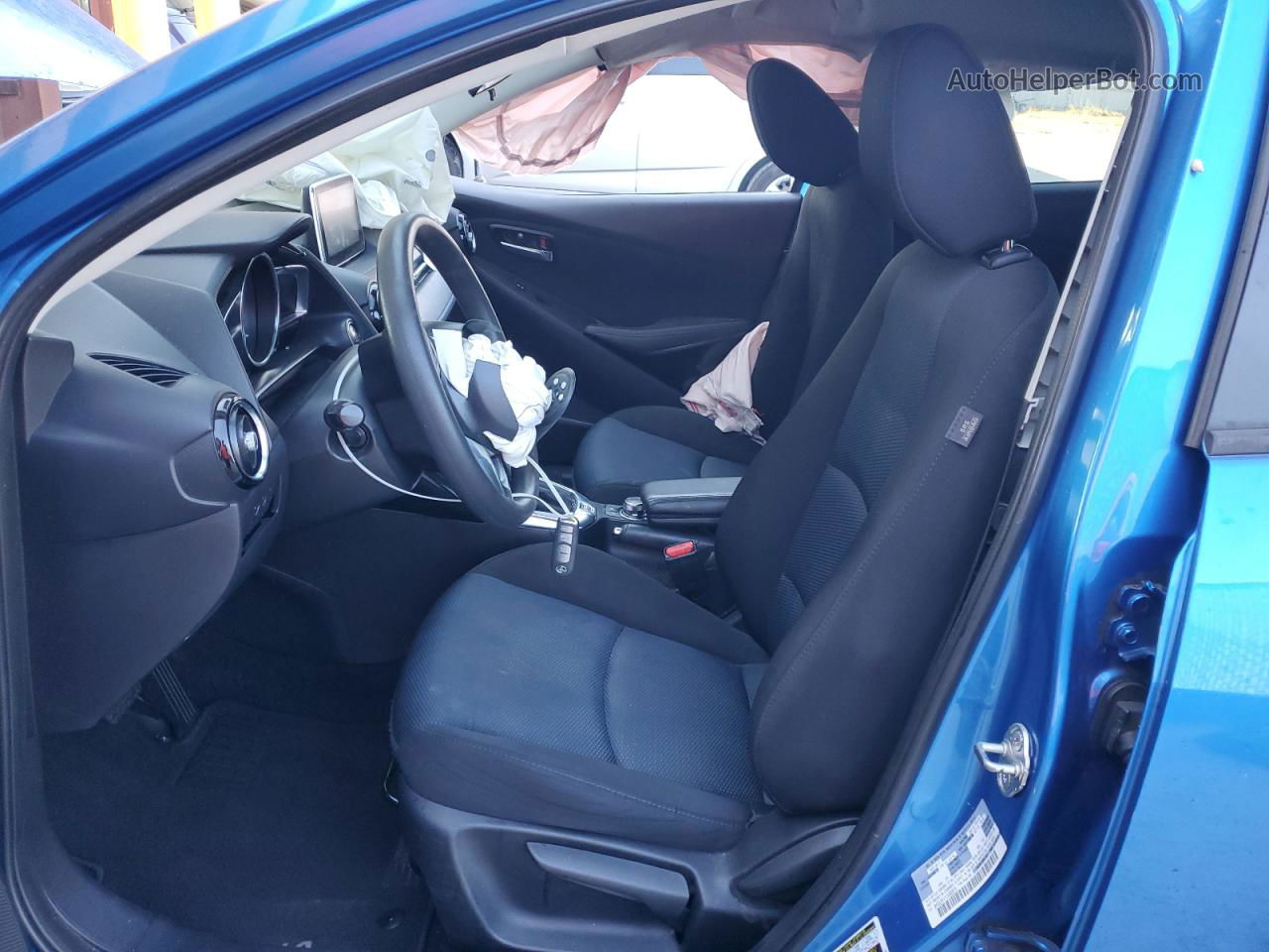 2018 Toyota Yaris Ia  Blue vin: 3MYDLBYV1JY300515