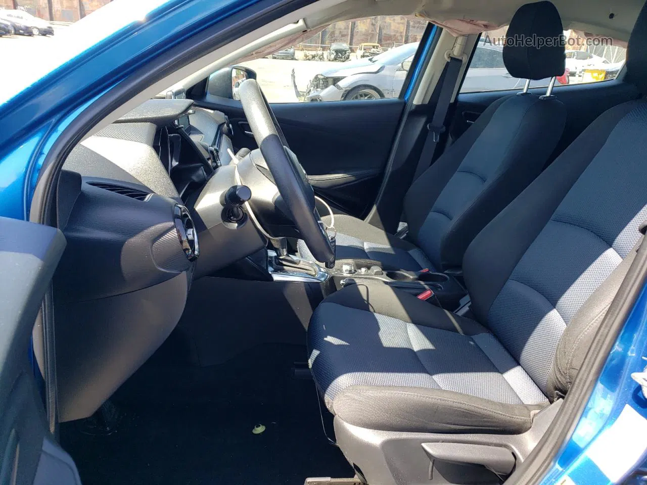 2018 Toyota Yaris Ia  Blue vin: 3MYDLBYV1JY301406