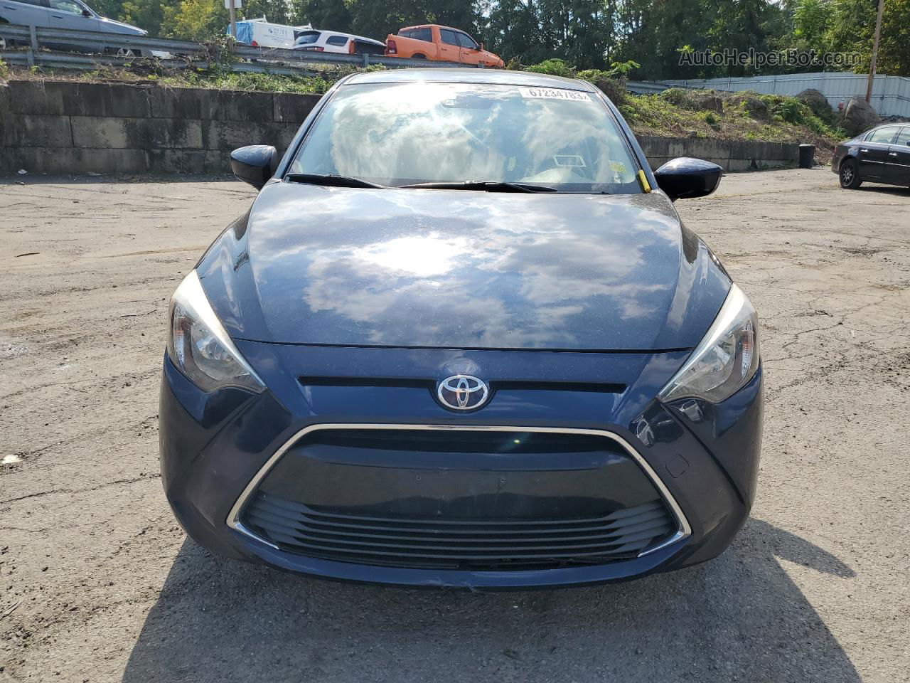 2018 Toyota Yaris Ia  Blue vin: 3MYDLBYV1JY308761