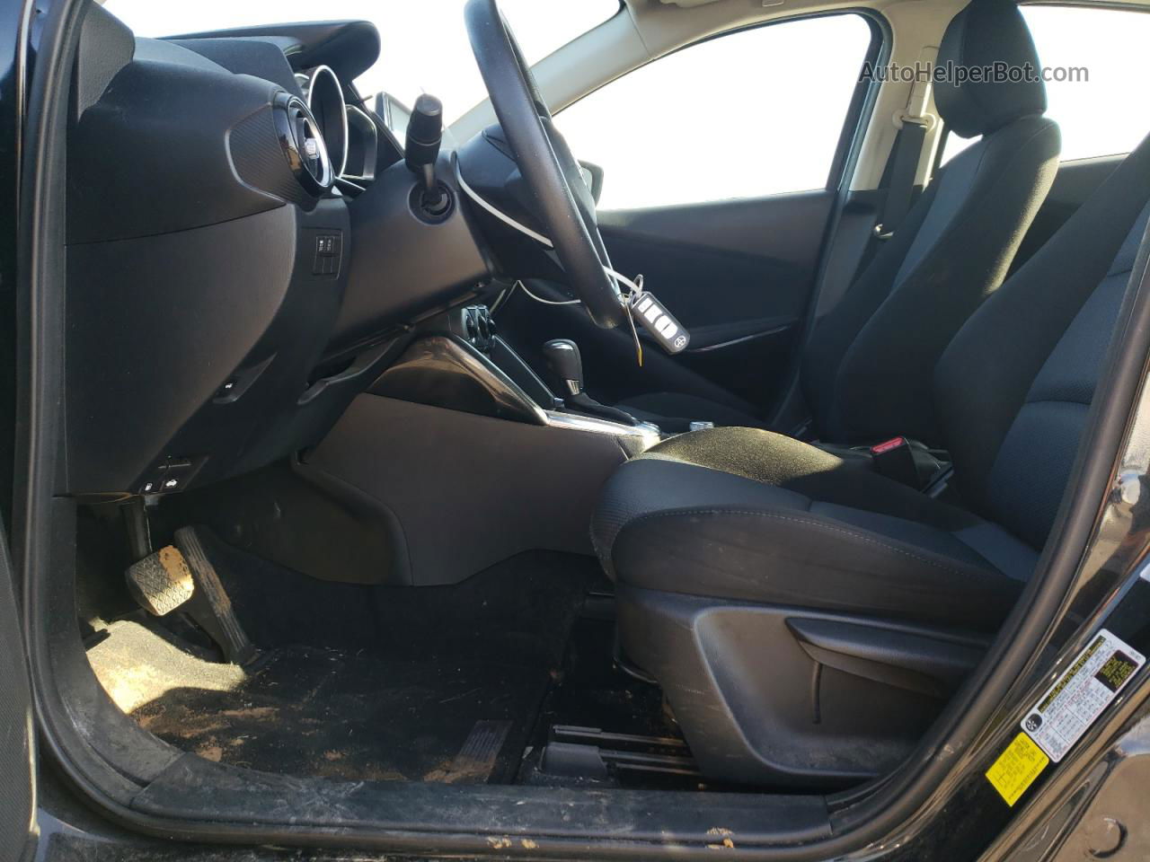 2018 Toyota Yaris Ia  Black vin: 3MYDLBYV1JY326015