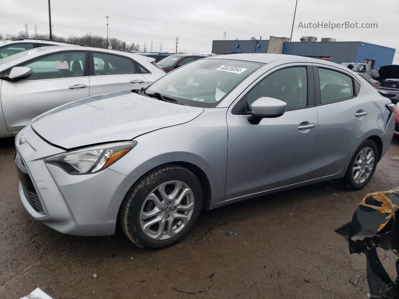 2018 Toyota Yaris Ia  Silver vin: 3MYDLBYV1JY327035