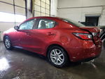 2018 Toyota Yaris Ia  Burgundy vin: 3MYDLBYV1JY329027