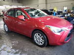 2018 Toyota Yaris Ia  Burgundy vin: 3MYDLBYV1JY329027
